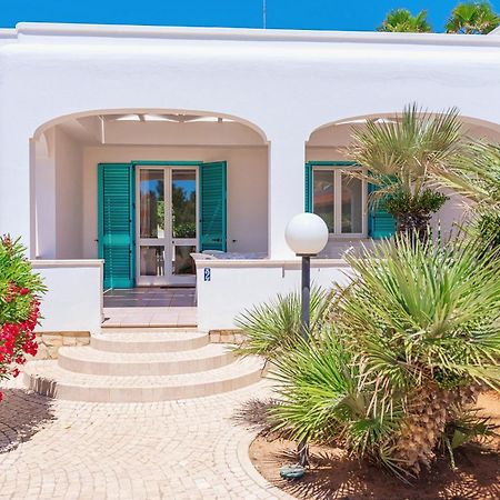 Residence Oasi Sul Mare Torre Suda Exterior foto