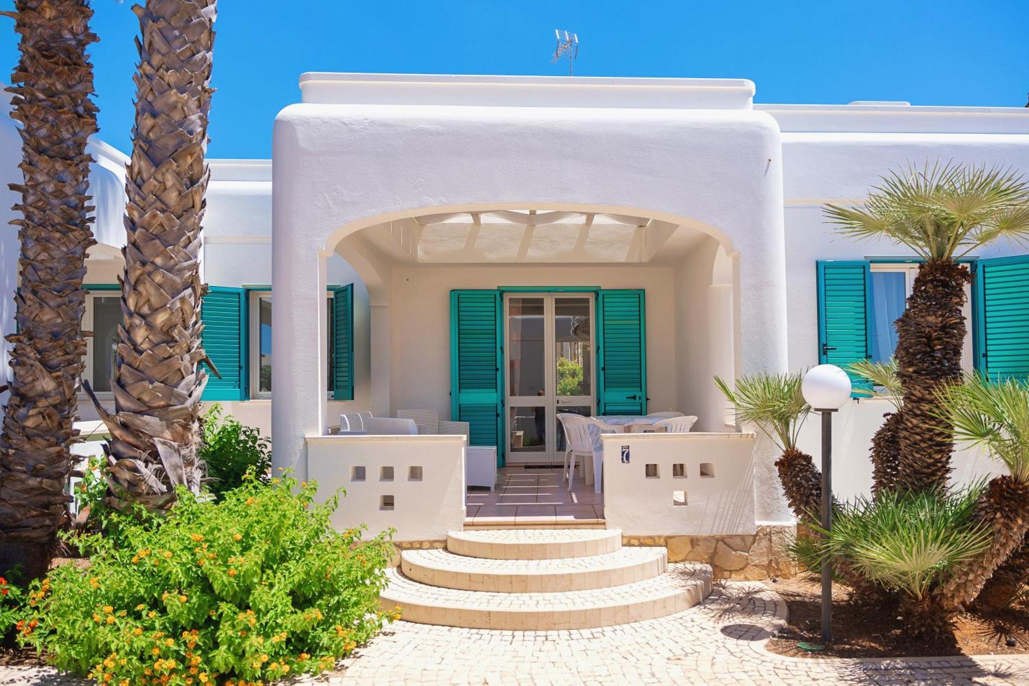 Residence Oasi Sul Mare Torre Suda Exterior foto