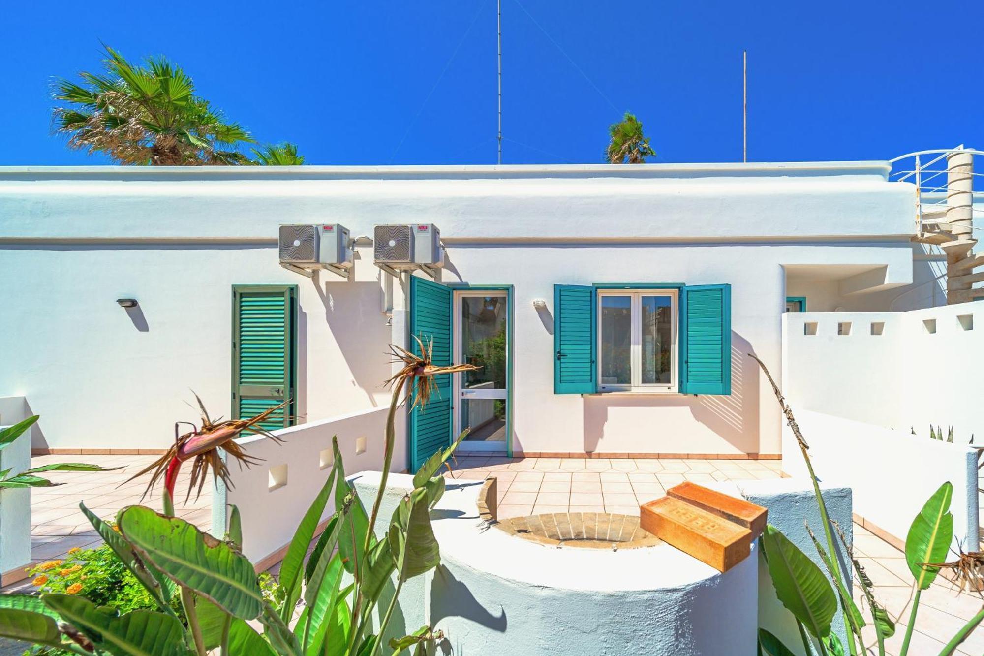 Residence Oasi Sul Mare Torre Suda Exterior foto